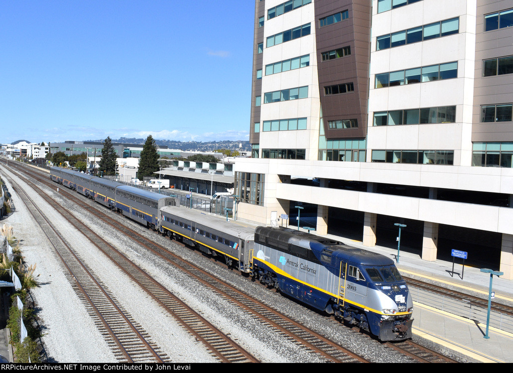 Amtrak San Joaquin Train # 713 arriving into the station with F59PHI # 2003 on the point